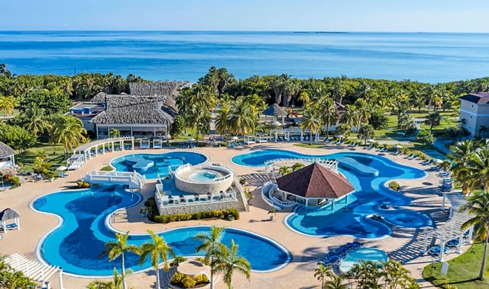 Dale Agua al Dominó